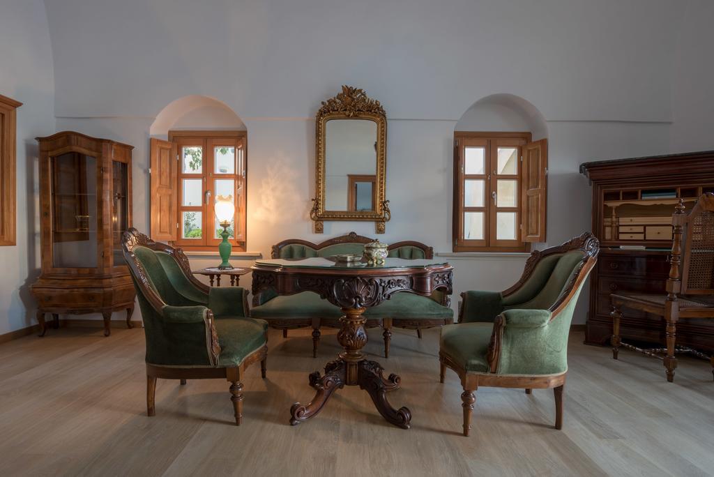 サントリーニCasasantantonio 18Th Century Luxury Mansionアパートメント エクステリア 写真